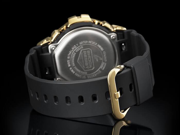 Montre Casio G-Shock Homme - Noir et Or